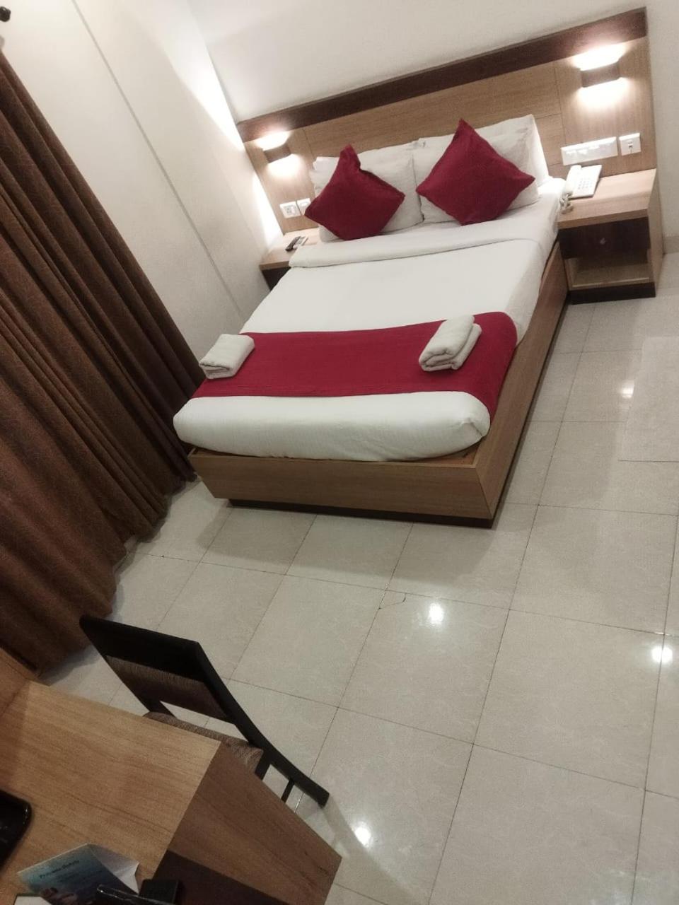 Prayana Hotels Коччи Экстерьер фото